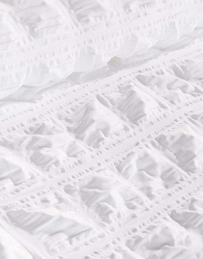 Ensemble d'édredon Elanna 4 pièces pour lit double/grand lit - Blanc | Ensemble d'édredon Elanna 4 pièces pour lit double ou grand lit - blanc | ELNNA4FQ