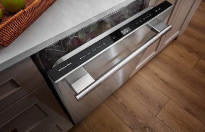 Lave-vaisselle KitchenAid de 24 po et de 41 dBA avec 3e panier à jets - minerai noir - KDFS324SBE