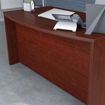 Affirm 59.06 Commercial Grade Office Desk - Cerisier classique|Bureau Affirm de 59,06 po de qualité commerciale - cerisier classique