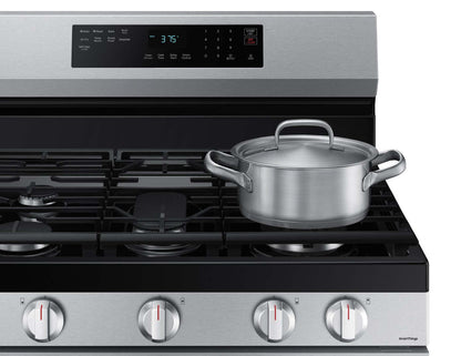 Cuisinière intelligente à gaz amovible Samsung de 6 pi³ avec friture à air - acier inoxydable - NX60A6511SS/AA | Samsung 6 Cu. Ft. Smart Gas Free Standing Range with Air Fry - Stainless Steel - NX60…