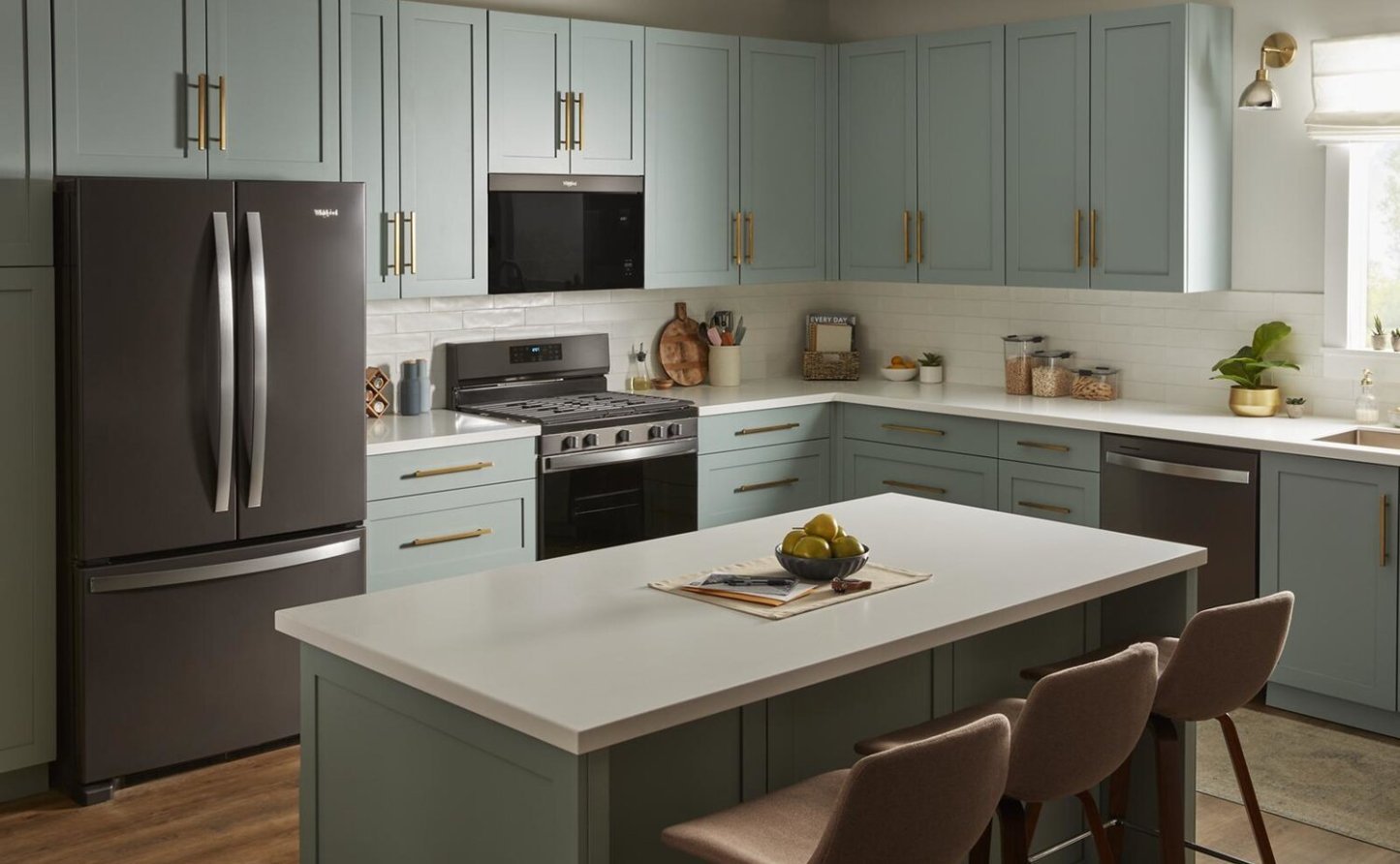 Tourbillon 1,1 Cu. Fort. Micro-ondes encastré avec cuisson de 900 watts - Acier inoxydable noir - YWMM… | Quatre à micro-ondes à hotte intégrée Whirlpool de 1,1 pi³ à installation affleurée avec cuisson à 900…