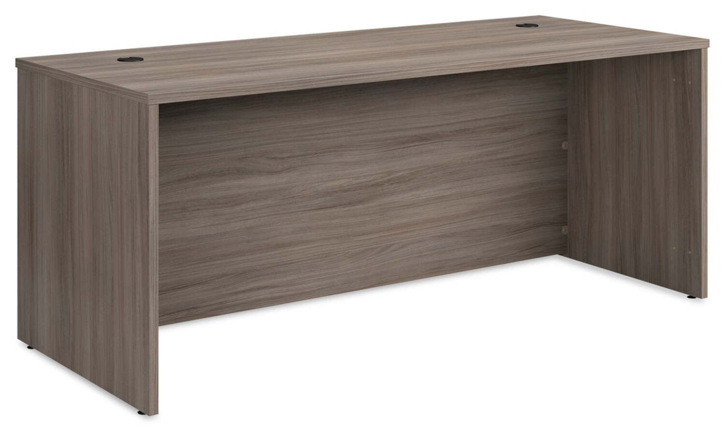 Affirm 71.10 Commercial Grade Office Desk - Hudson Elm|Bureau Affirm de 71,10 po de qualité commerciale - orme Hudson