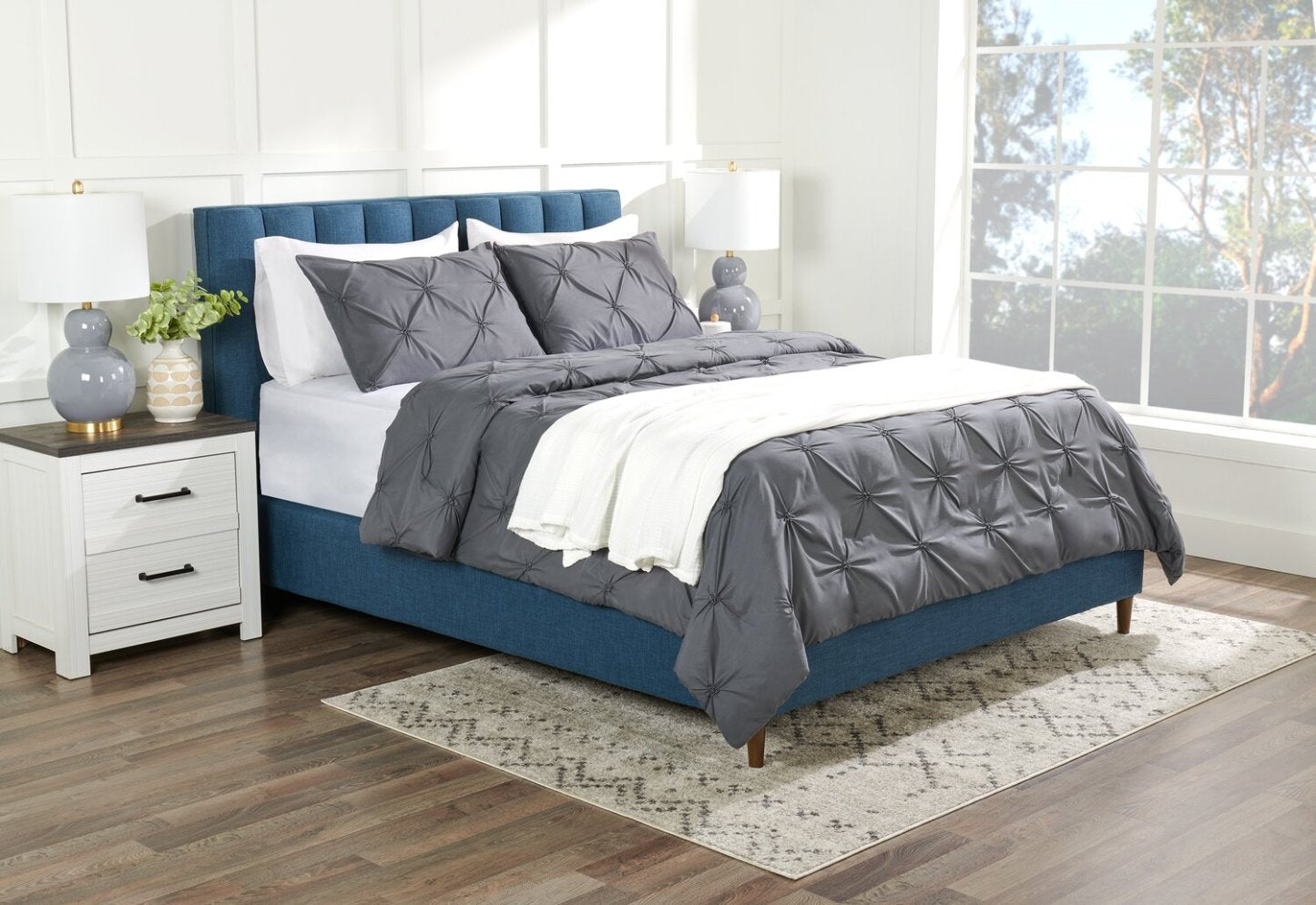 Couverture en coton à 4 épaisseurs pour très grand lit Veranda &amp; Grove - Blanc | Couverture Veranda &amp; Grove en coton à 4 canapés pour très grand lit - blanche