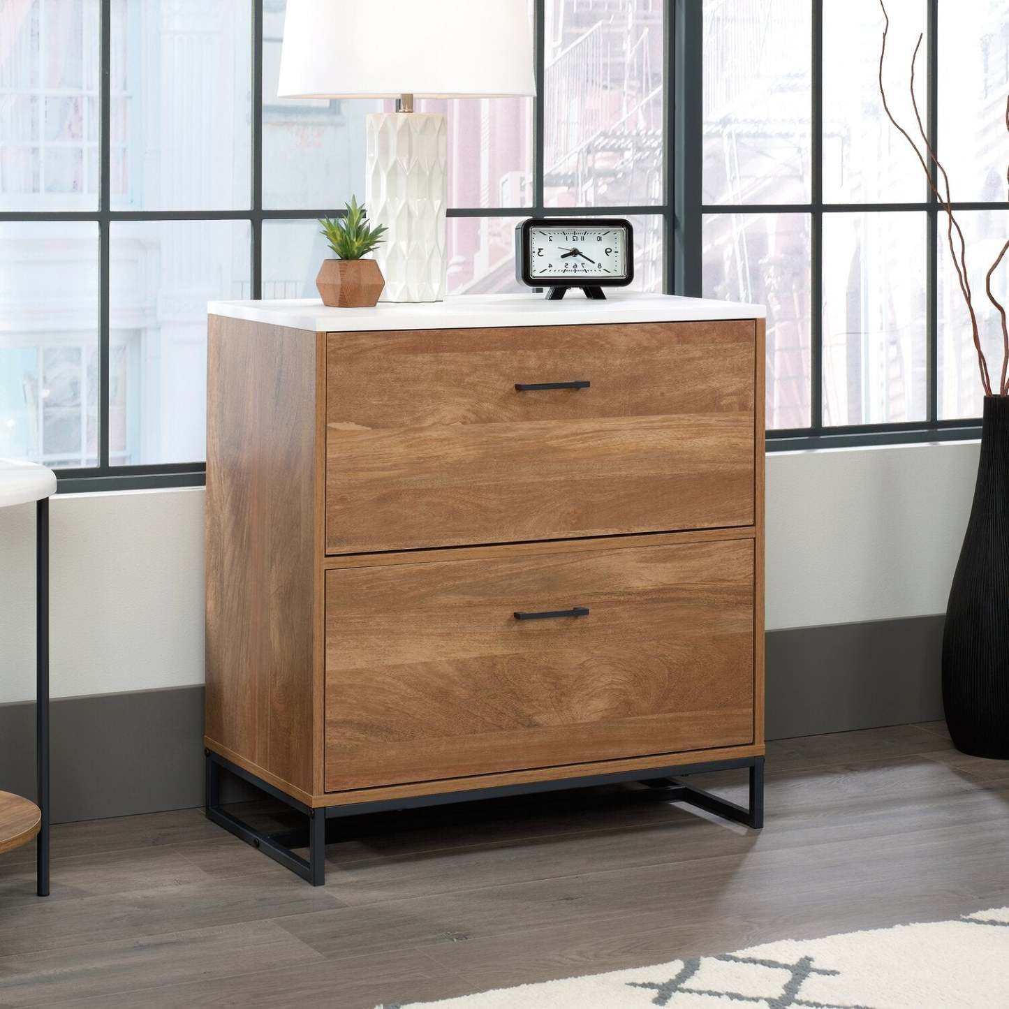 Taryn 27.95 2-Drawer Classing Cabinet - White &amp; Light Brown|Classeur Taryn de 27,95 po à 2 tiroirs - blanc et brun clair