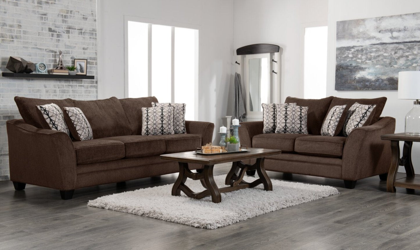 Fabriqué au Canada, canapé-lit queen-size Febe 100 en tissu de chenille avec accoudoirs évasés et coussins décoratifs - brun