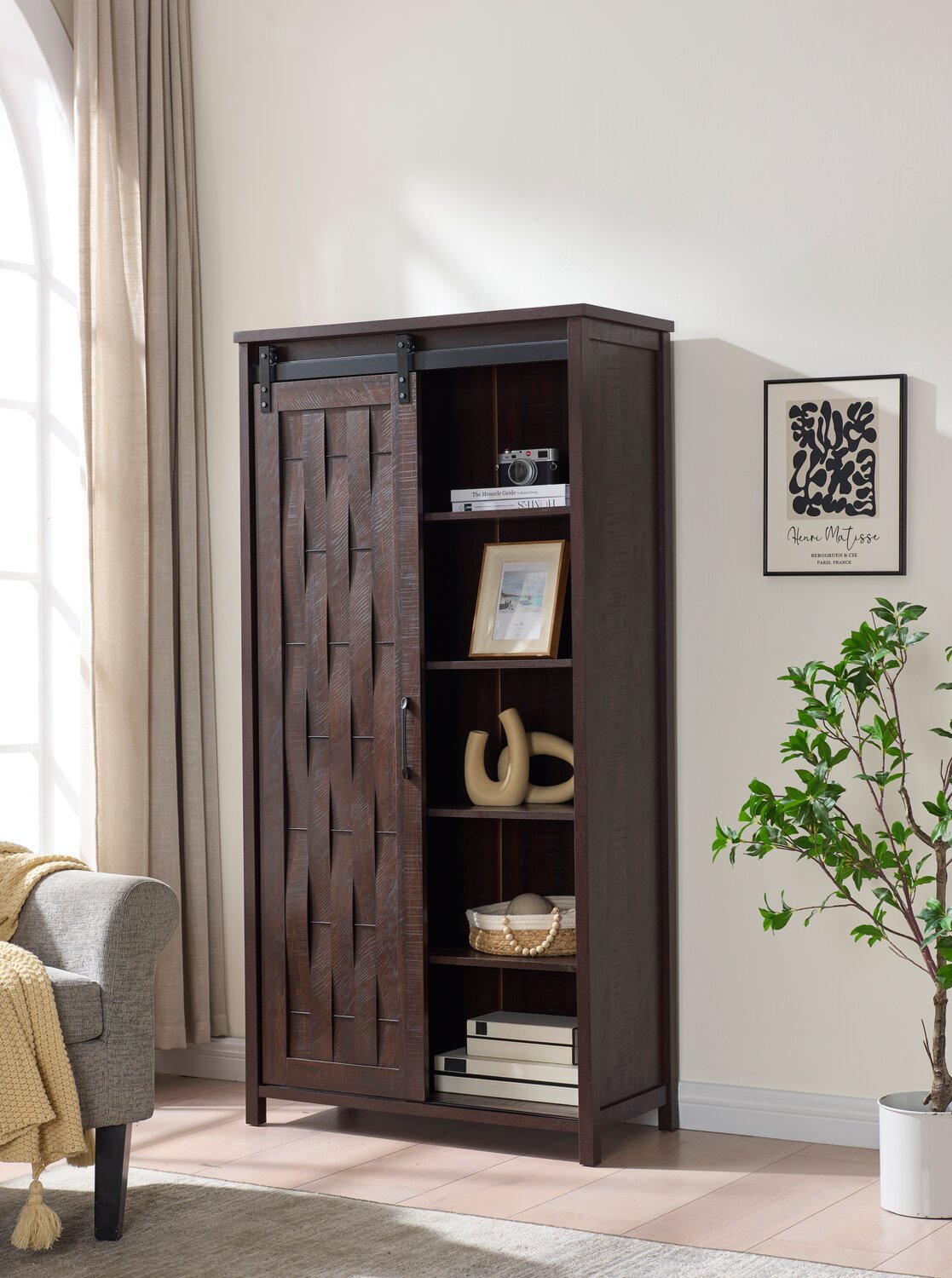 Armoire de rangement d'appoint Sienna 33,5 avec porte coulissante - Chêne foncé | Armoire décorative de rangement Sienna de 33,5 po avec porte coulissante - chêne foncé | SIENNACC