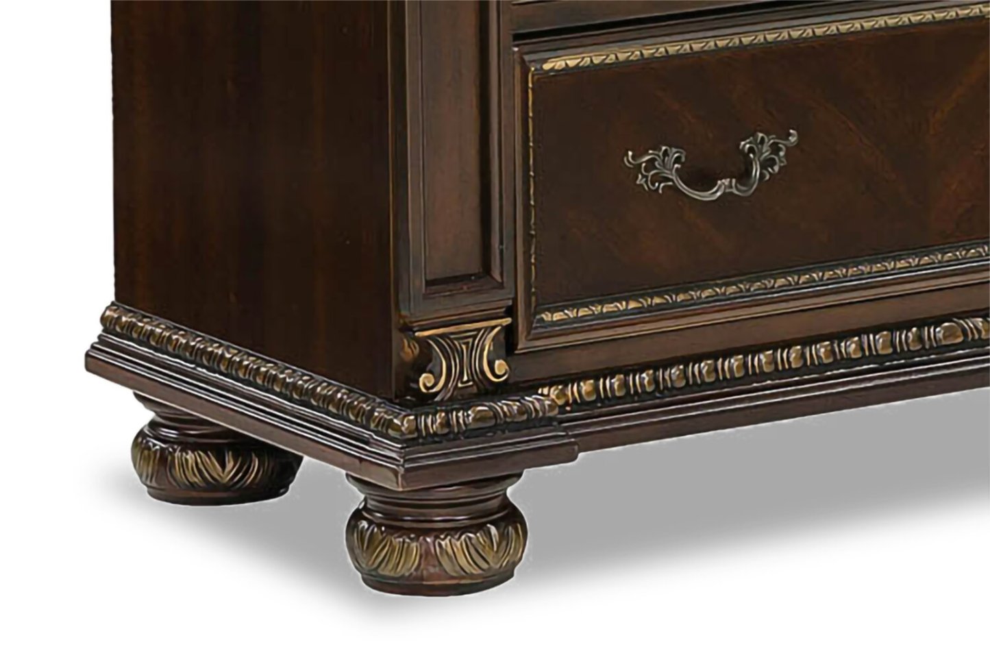 Wynn Bedroom Chest of Drawers, 5-Drawer, 42W x 54.5H - Cherry Brown | Commode verticale Wynn de 42 po (L) x 54,5 po (H) à 5 tiroirs pour la chambre à coucher - brun cerisier