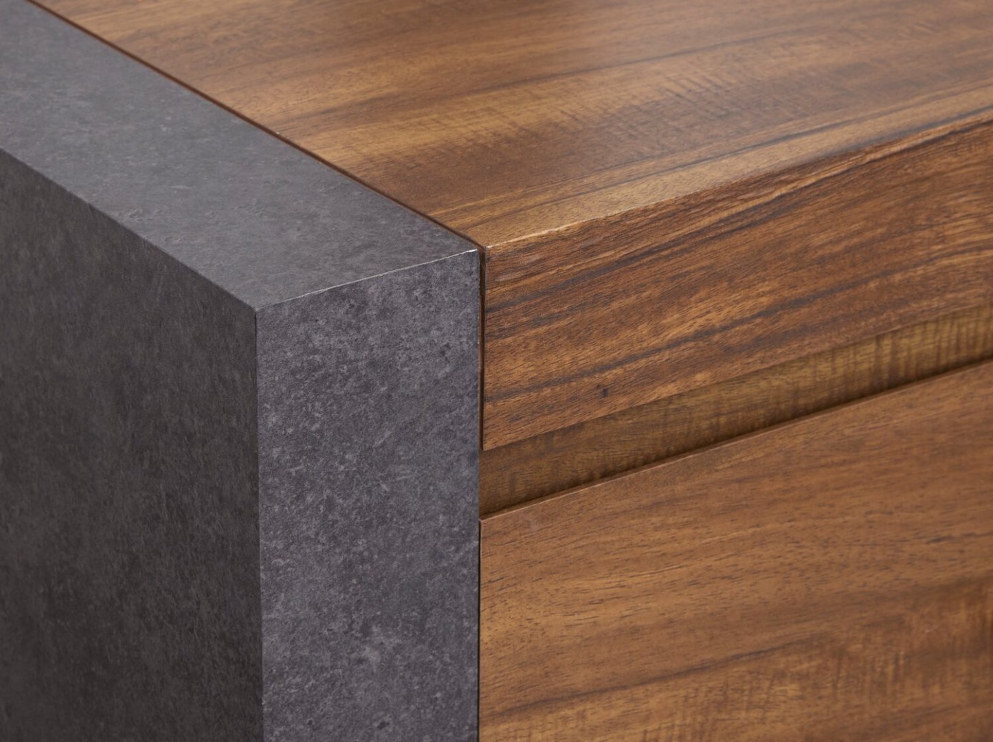 Table de nuit à 2 tiroirs Dante, 24 L x 24,3 H - Marron | Table de nuit Dante de 24 po (L) x 24,3 po (H) à 2 tiroirs - brune