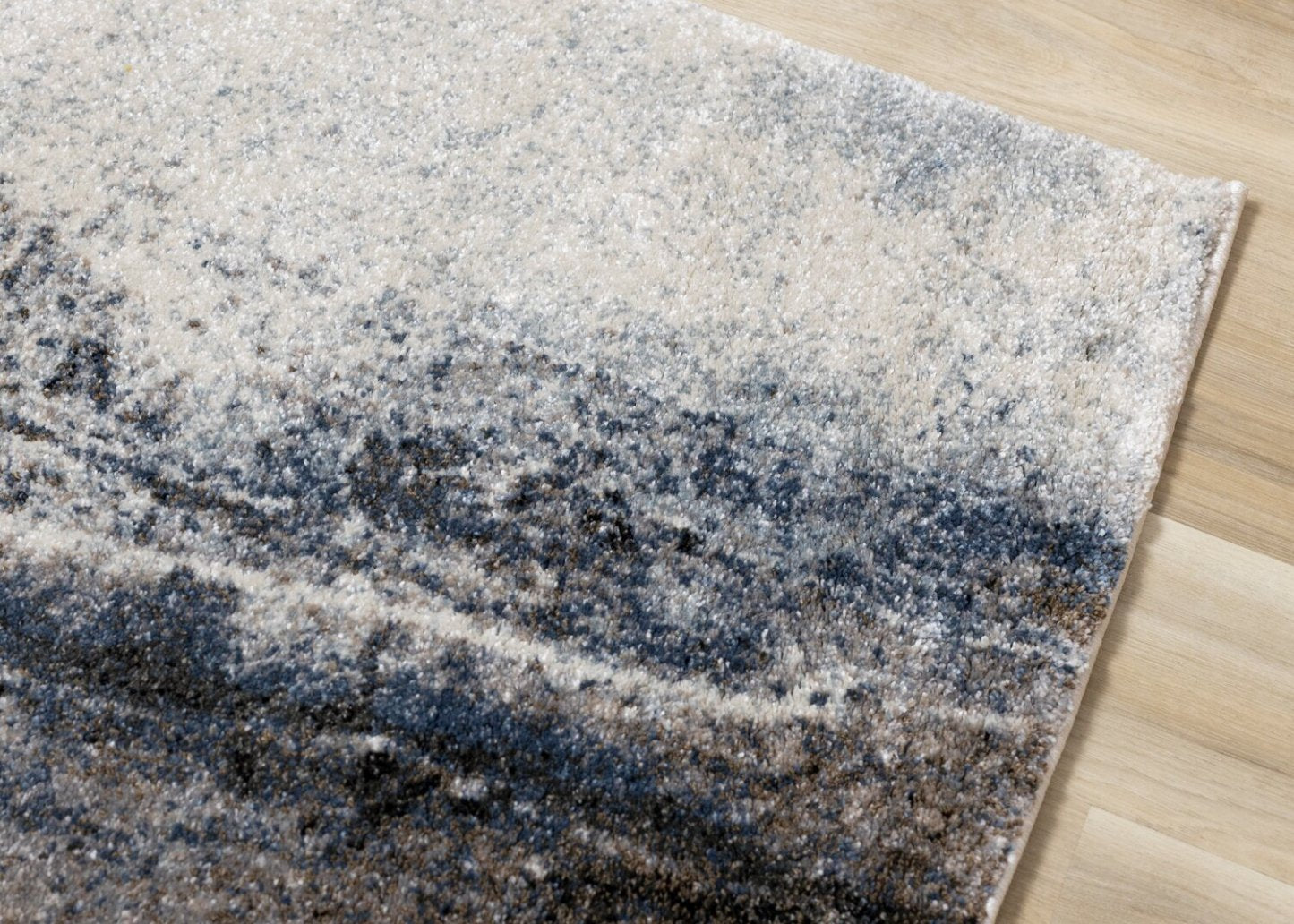 Tapis Esen – 5' x 8' | Tapis Esen - 5 pi x 8 pi