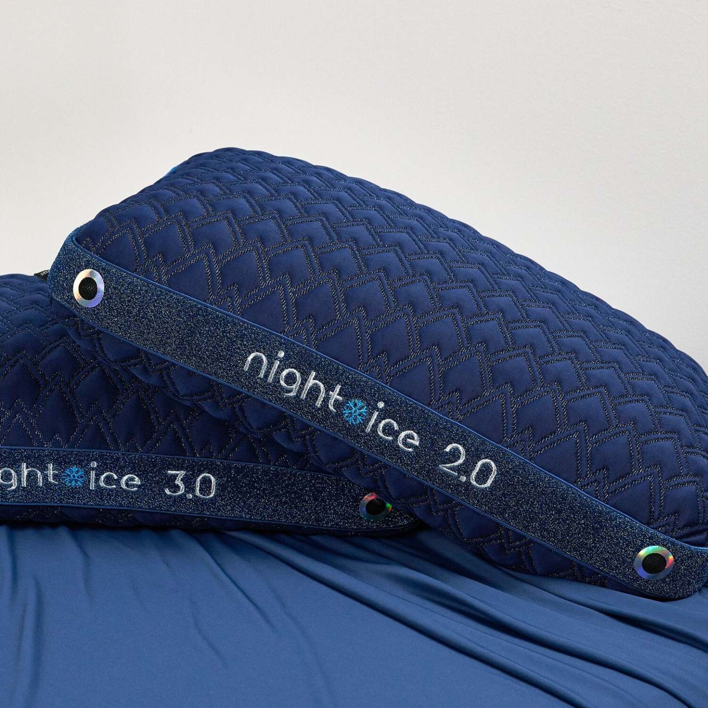 BEDGEAR Oreiller performant Night Ice 2.0 – Dormeur sur le dos | Oreiller haute performance Night Ice 2.0 de BEDGEAR - pour dormeur sur le dos