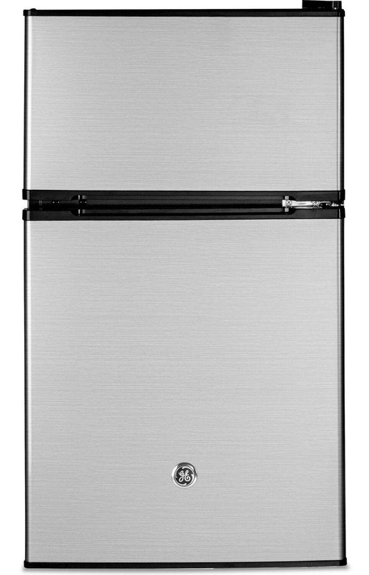 GE 18.8 3.1 Cu. Ft. Mini Fridge - Stainless - GDE03GLKLB | Mini réfrigérateur GE de 3,1 pi³ et de 18,8 po - acier inoxydable - GDE03GLKLB