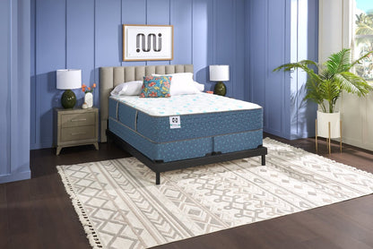 Ensemble à sommier tapissier divisé Sealy Posturepedic® Luxury Crown Jewel® Resort 2025 pour grand lit | Ensemble sommier divisé Resort Luxury Posturepedic Crown Jewel de Sealy 2025 pour grand lit