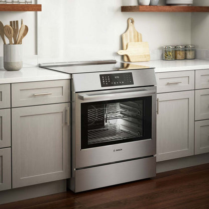 Cuisinière électrique Bosch de série 800 de 4,6 pi3 avec surface de cuisson à induction - HII8057C | HII8057C