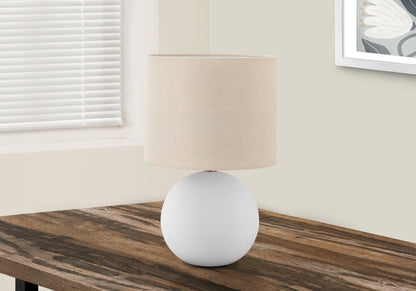 16 Cream Ceramic with Drum Shade Table Lamp|Lampe de table en céramique crème de 16 po avec abat-jour cylindrique
