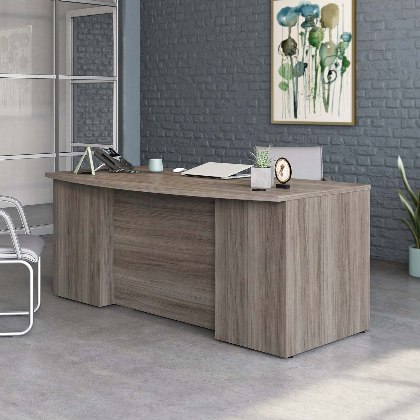 Affirm 71.10 Commercial Grade Office Desk - Hudson Elm|Bureau Affirm de 71,10 po de qualité commerciale - orme Hudson