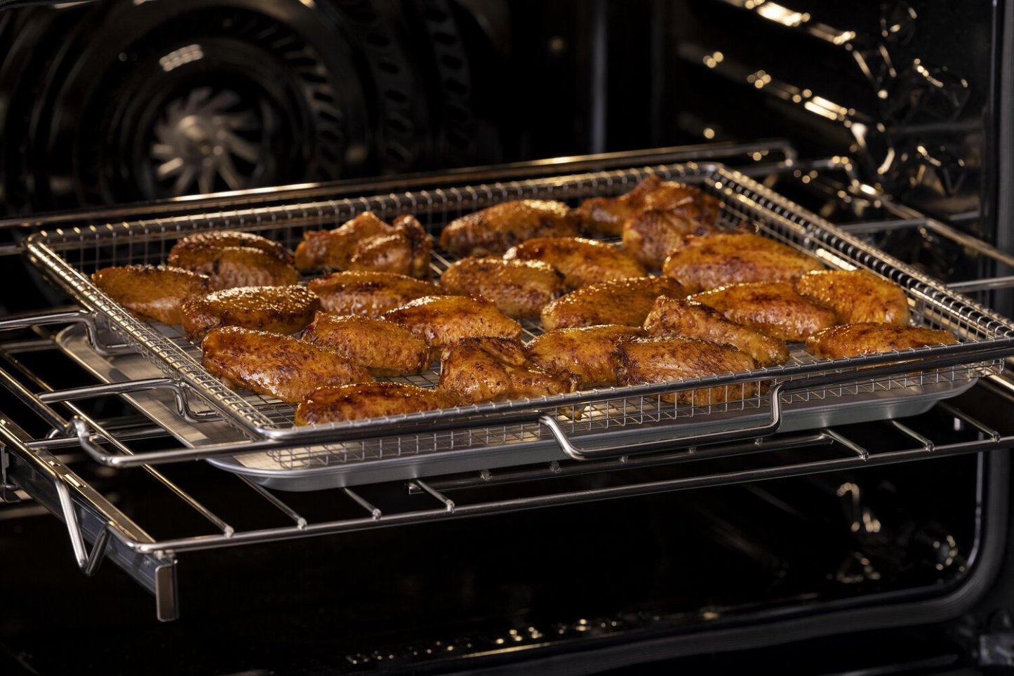 Four mural simple électrique Frigidaire Gallery de 27 po et de 3,8 pi³ avec convection totale - résistant aux taches® B…