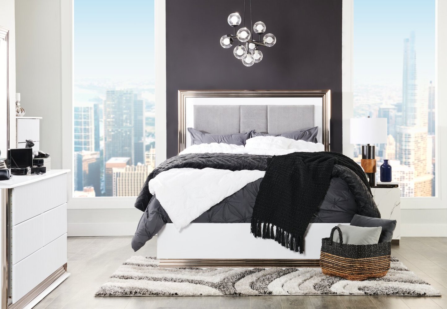 Ensemble d'édredon Elanna 4 pièces pour lit double/grand lit - Blanc | Ensemble d'édredon Elanna 4 pièces pour lit double ou grand lit - blanc | ELNNA4FQ