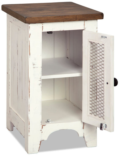 Benjy 14 Rustic Chairside Table with Storage - Two Tone Wood|Table de fauteuil rustique Benjy de 14 po avec rangement - bois deux teintes