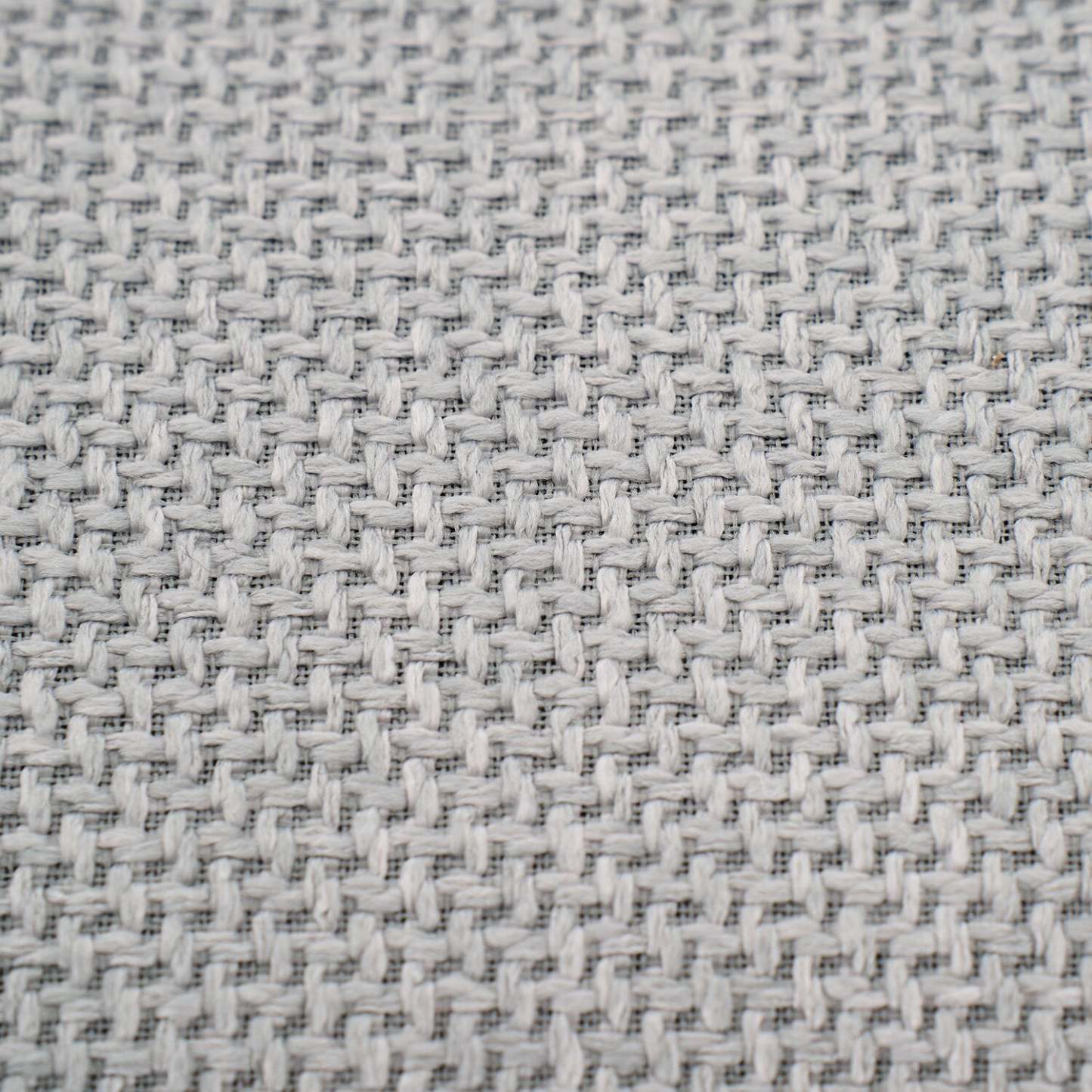 Ellie 29 Linen-Look Fabric Swivel Glider Accent Chair with Wingback and Recessed Arms - Grey | Fauteuil d’appoint à oreilles coulissant et pivotant Ellie de 29 po en tissu d’apparence lin avec accoudoirs en retrait - gris