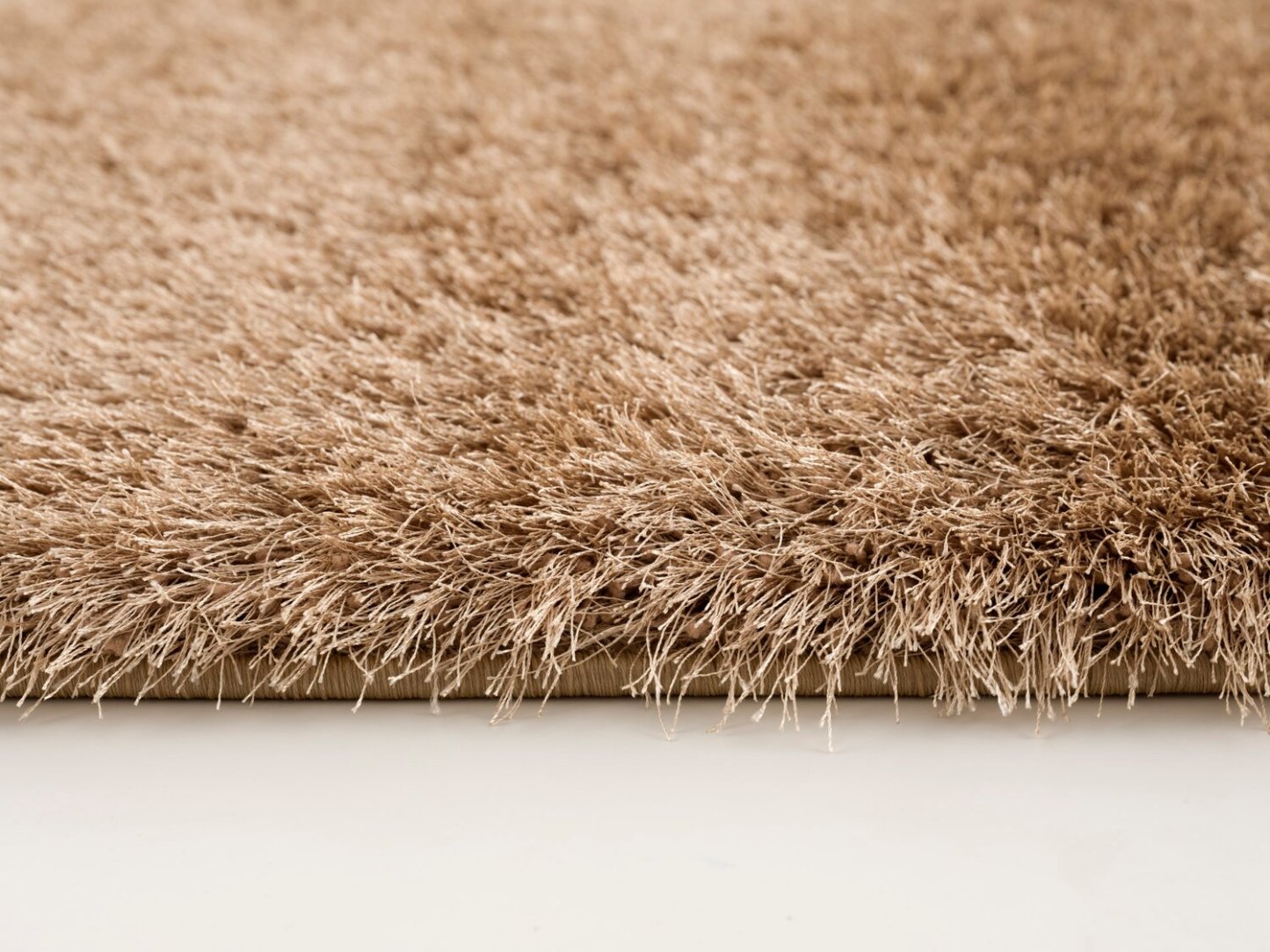 Tapis Harlow doré à poils longs – 7'9 x 9'5 | Tapis à poils longs Harlow dorée - 7 pi 9 po x 9 pi 5 po | HARLGD08