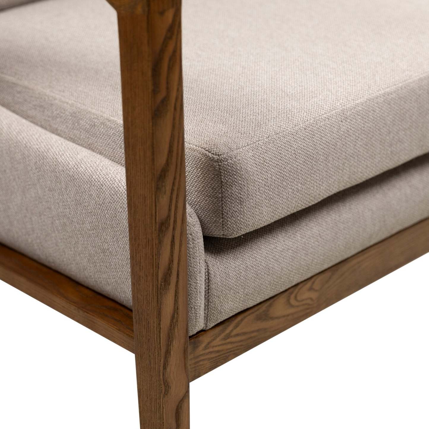 Echo 27,95 Chaise d'appoint en tissu avec accoudoirs et pieds en bois - Beige | Fauteuil d'appoint Echo 27,95 po en tissu avec accoudoirs et pattes en bois - beige