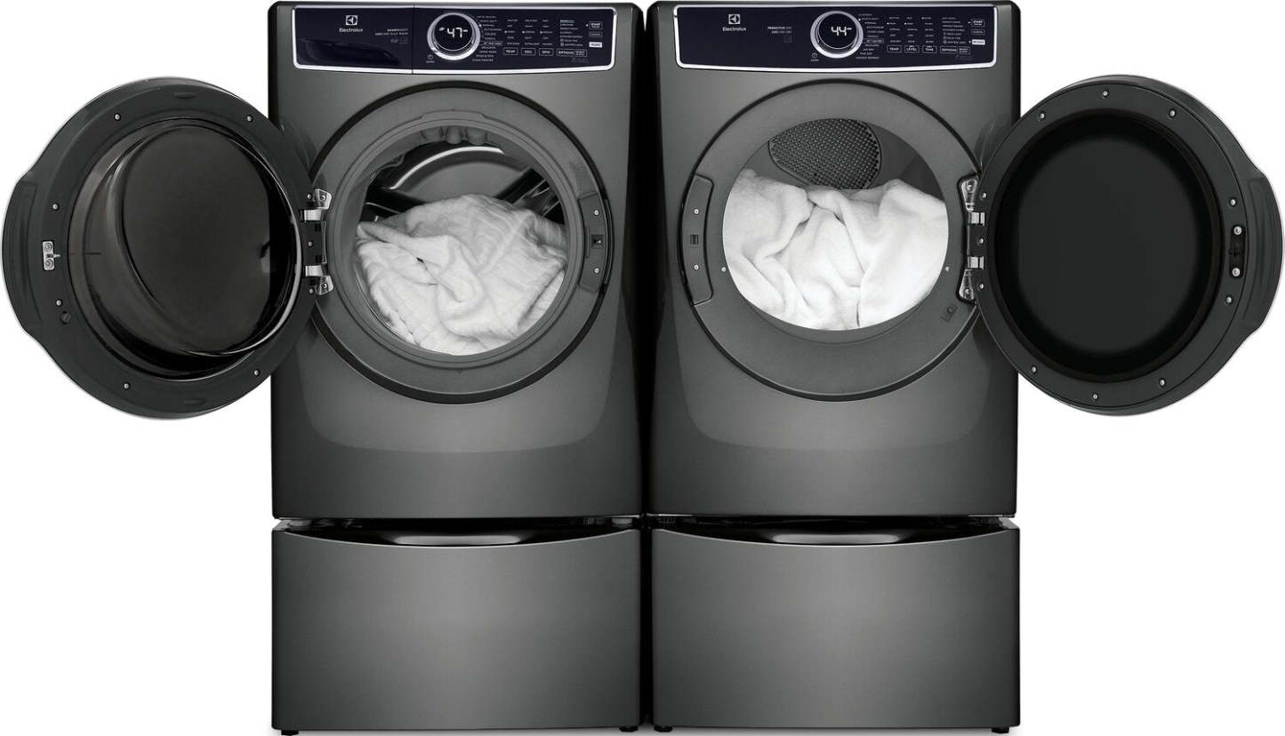 Electrolux 5.2 Cu. Ft. Front-Load Washer and 8 Cu. Ft. Gas Dryer - Titanium | Laveuse à chargement frontal de 5,2 pi³ et sécheuse à gaz de 8 pi³ - Titane | ELFL763G