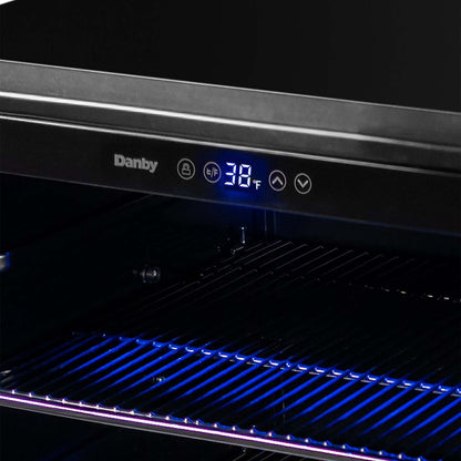 Danby 5,7 pi³ 154-canettes Réfrigérateur à boissons - Acier inoxydable - DBC057A1BSS | Refroidisseur à boissons Danby de 5,7 pi³ pour 154 canettes - acier inoxydable - DBC057A1BSS | DBC057SS