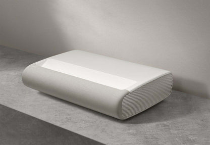 SAMSUNG The Premiere 4K Quantum HDR Dolby Atmos® Ultra Short Throw 3450 Lumen Projector (SP-LPU9DSAXXZC) | Projecteur à ultra-courte portée La Première de Samsung 4K de 3450 lumens avec Quantum HDR et Dolby Atmos (SP-LPU9DSAXXZC)