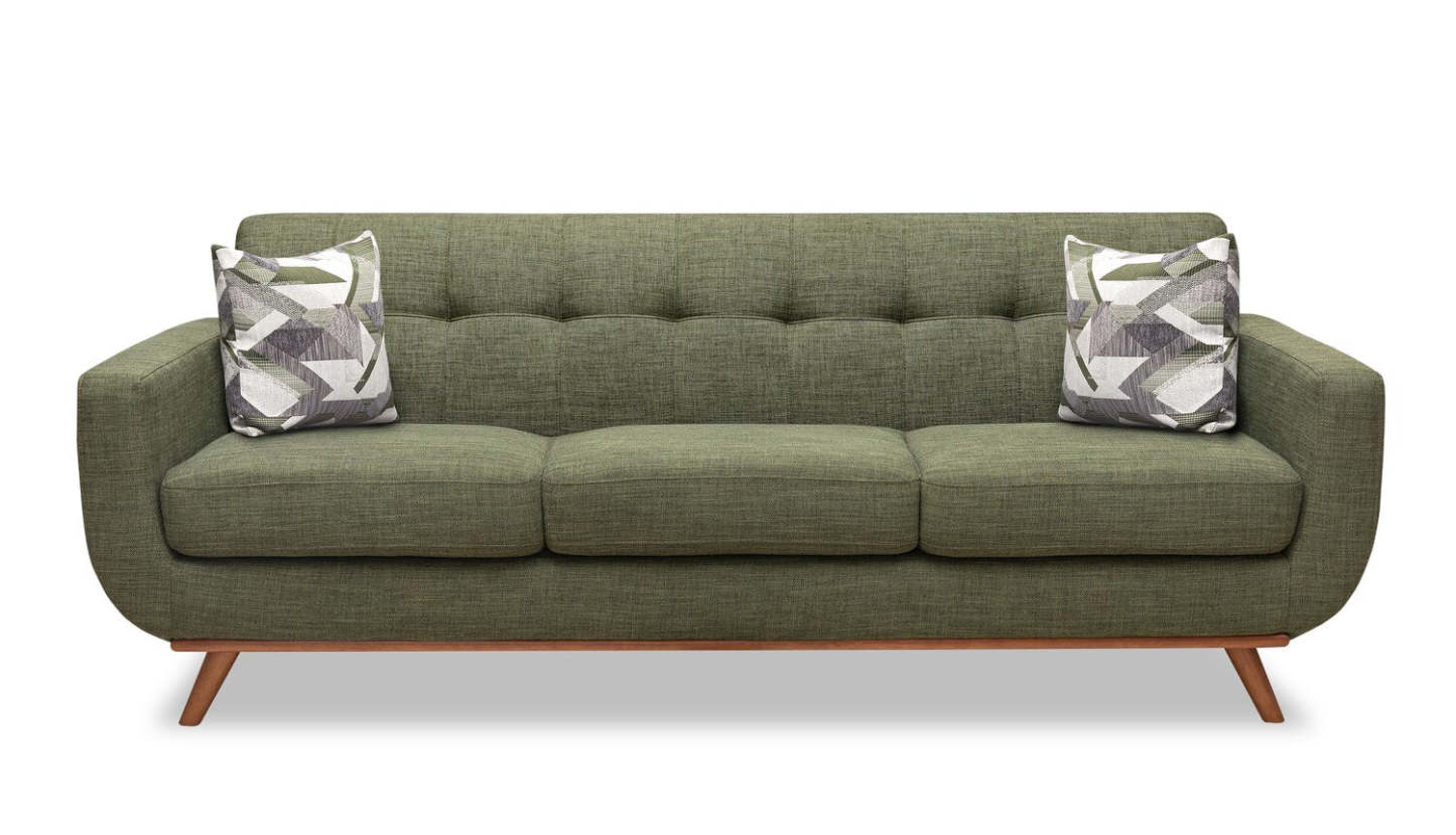Sofa en tissu d’apparence lin Freeman 88 de Kort & Co. avec base en bois et coussins de dossier capitonnés - vert avocat