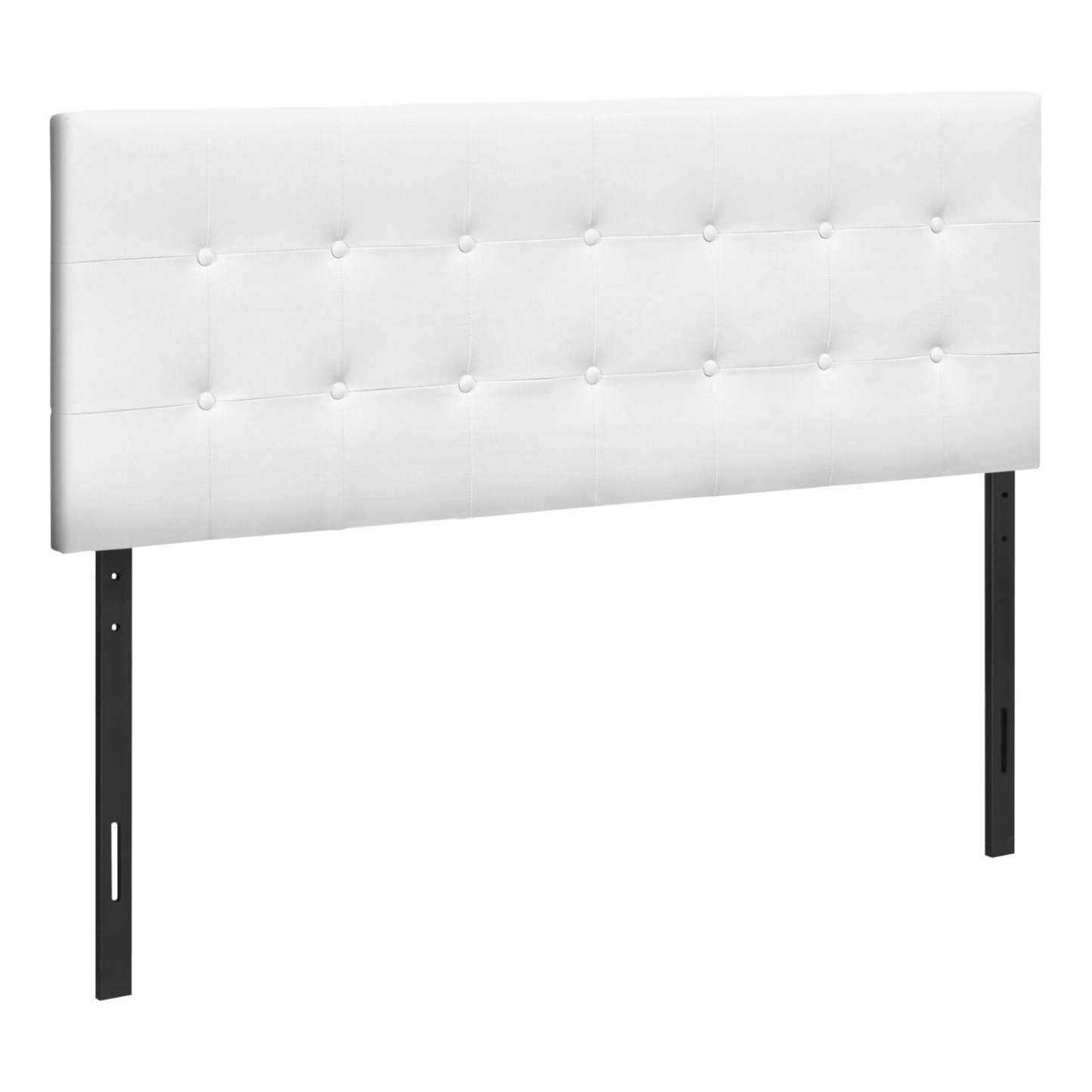 Tête de lit rembourrée Estel en tissu de cuir végétalien blanc, capitonné à boutons - Queen Size | Tête de lit rembourrée Estel en tissu de cuir végétalien blanc avec capitonnage à boutons - format grand lit