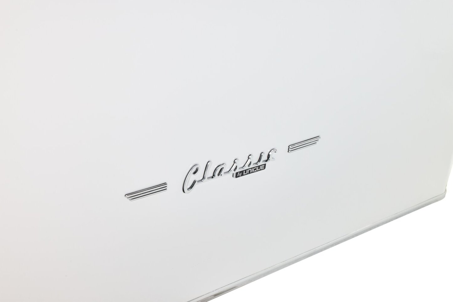 Réfrigérateur Classic Rétro par Unique de 36 po et de 21,4 pi3 de profondeur comptoir - blanc guimauve - UGP-595L W AC | U595LWAC