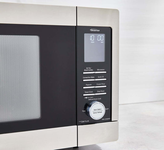 Panasonic 1,3 Cu. Fort. Micro-ondes de comptoir avec Air Fry - NNCD66NSCF | Four à micro-ondes de comptoir Panasonic de 1,3 pi3 avec friture à air - NNCD66NSCF | NNCD66CF