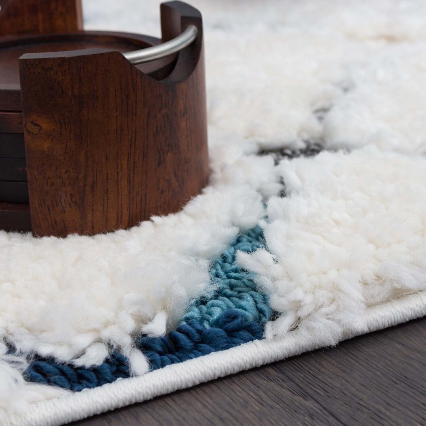 Carpette à poil long Robin multicolore à motif marocain - 5 pi 3 po x 7 pi 7 po