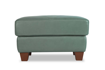 Chateau d'Ax Vita 31 Ottoman 100 % cuir véritable avec coutures à motif losange et pieds en bois – Vert écume de mer | Pouf Vita de Château d'Ax de 31 po en cuir 100 % véritable avec coutures à motif de diamant et pattes en bois - vert écume de mer