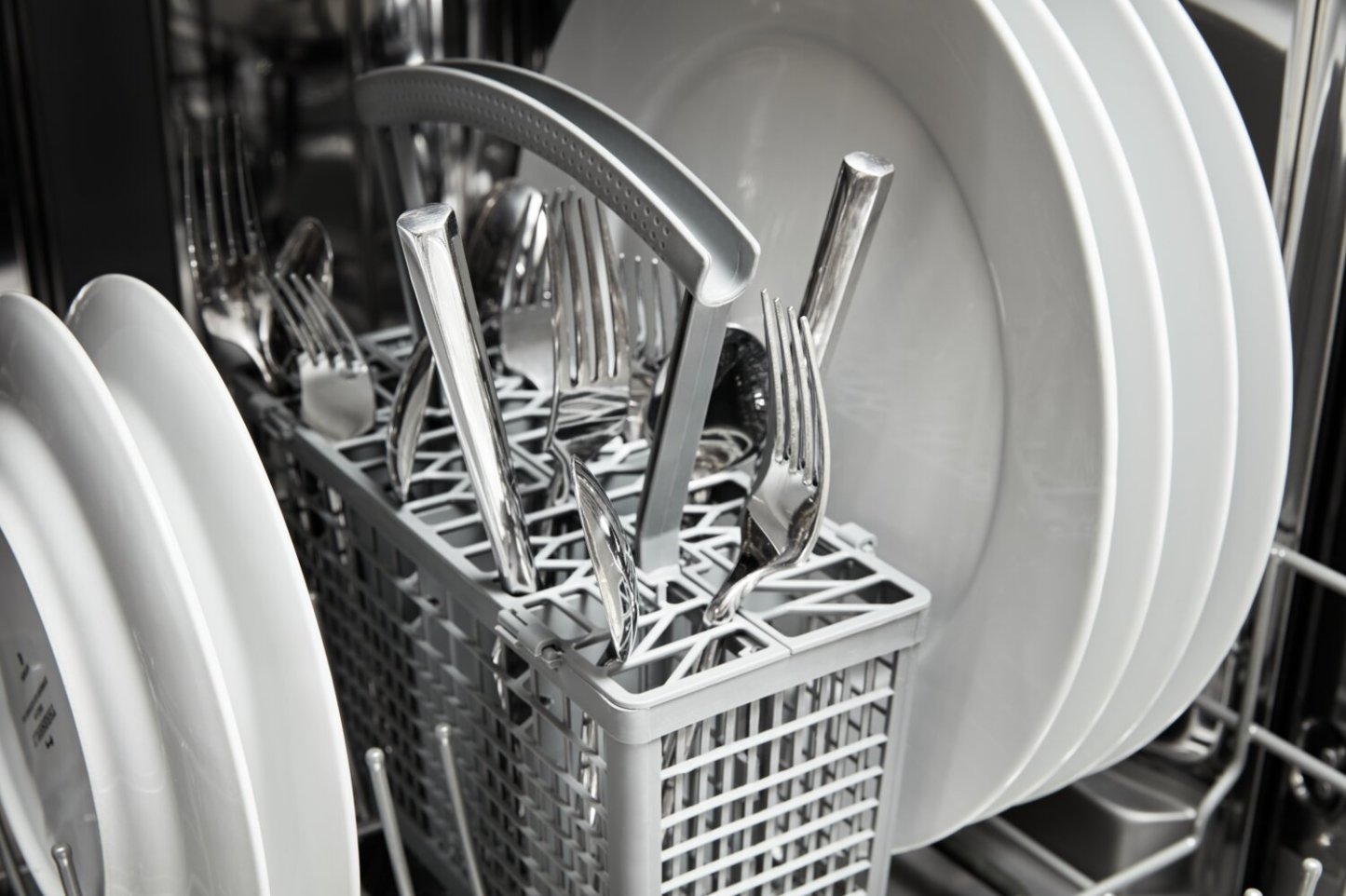 Lave-vaisselle encastré Whirlpool de 18 po et de 50 dBA avec commandes sur le dessus - panneau prêt - UDPS5118PP | Whirlpool 18 50 dBA Built-In Top-Control Dishwasher - Panel Ready…