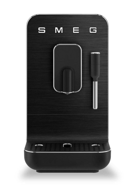 Smeg Machine à espresso entièrement automatique avec buse vapeur - BCC12FBMUS