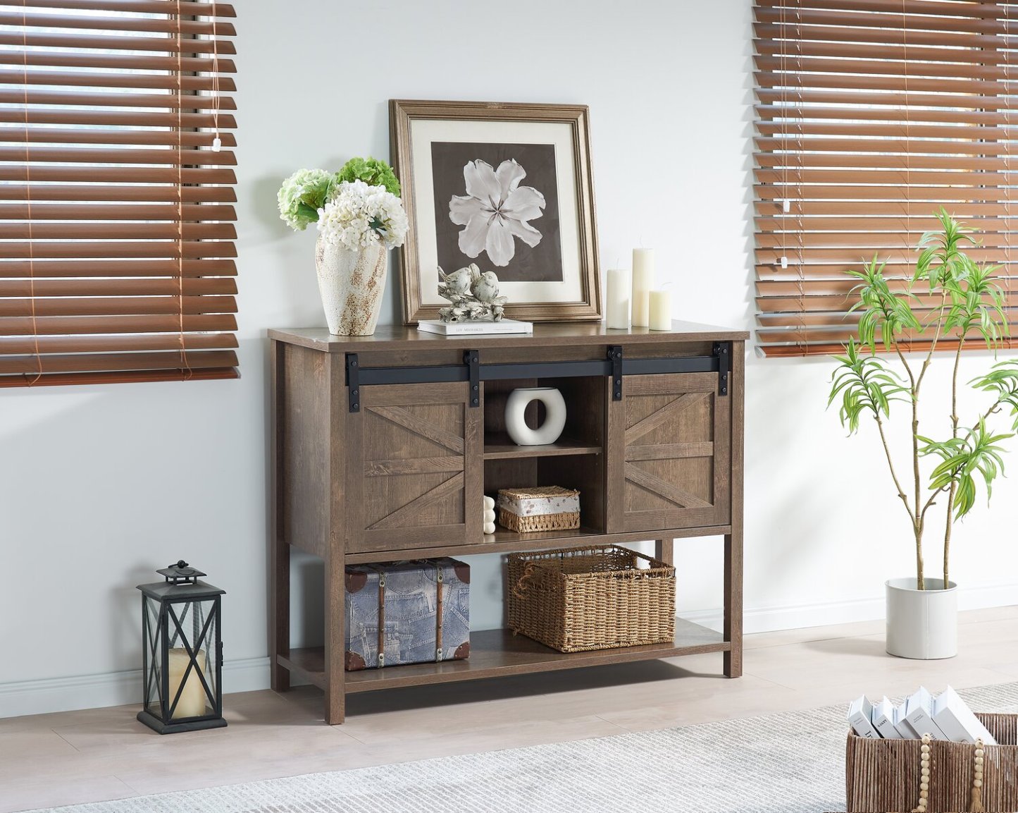 Armoire d'appoint Corbin 47.25 avec portes de grange coulissantes - Chêne noyer | Armoire décorative Corbin de 47,25 po avec portes de grange coulissantes - chêne noyer