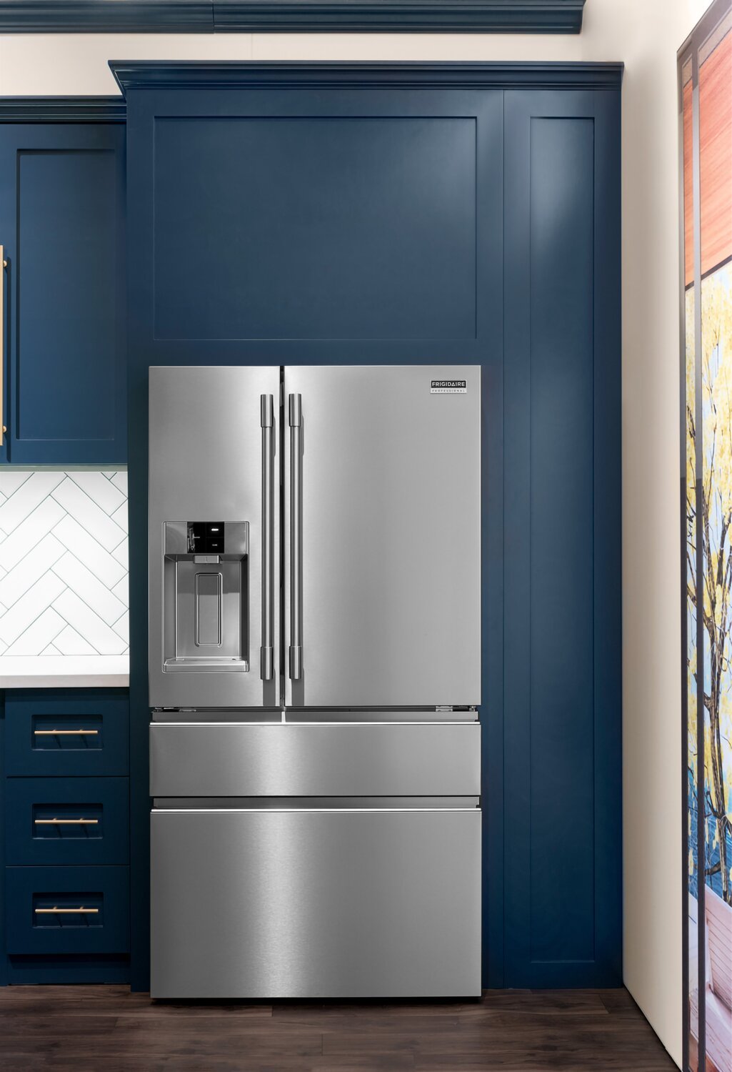 Réfrigérateur Frigidaire Professionnel de 21,4 pi³ et de 36 po de profondeur comptoir à 4 portes françaises - Résistant aux taches…