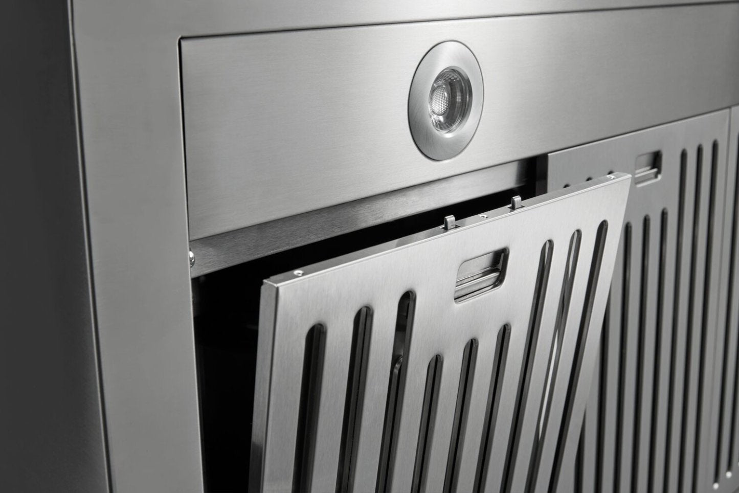 Thor Kitchen 48 Hotte de cuisinière murale professionnelle de style pyramidal - TRH48P | Hotte de cuisinière murale professionnelle de style pyramidal Thor Kitchen de 48 po - TRH48P | TRH48PYR