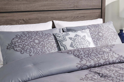 Arista 4-Piece Full/Queen Comforter Set - Grey | Ensemble d'édredon Arista 4 pièces pour lit double ou grand lit - gris