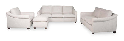 Causeuse Mallie de 60 po en tissu de chenille avec accoudoirs enroulés et pattes en bois - blanc coquillage