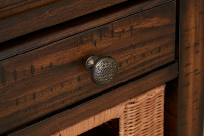 Cottage Lane 16 Rustic Chairside Table with Storage - Dark Brown Wood|Table de fauteuil rustique Cottage Lane de 16 po avec rangement - bois brun foncé