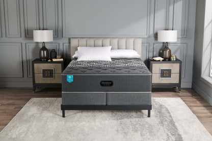 Ensemble de sommier tapissier à profil bas Beautyrest Hotel noir pour très grand lit | Ensemble sommier à profil bas Hotel de Beautyrest BlackMD pour très grand lit | BHLKBPKG