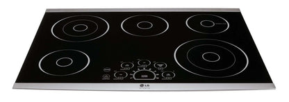 LG Studio 30 5-Element Electric Cooktop - Black Ceramic Glass - LSCE305ST | Table de cuisson électrique LG Studio de 30 po à 5 éléments - vitrocéramique noire - LSCE305ST