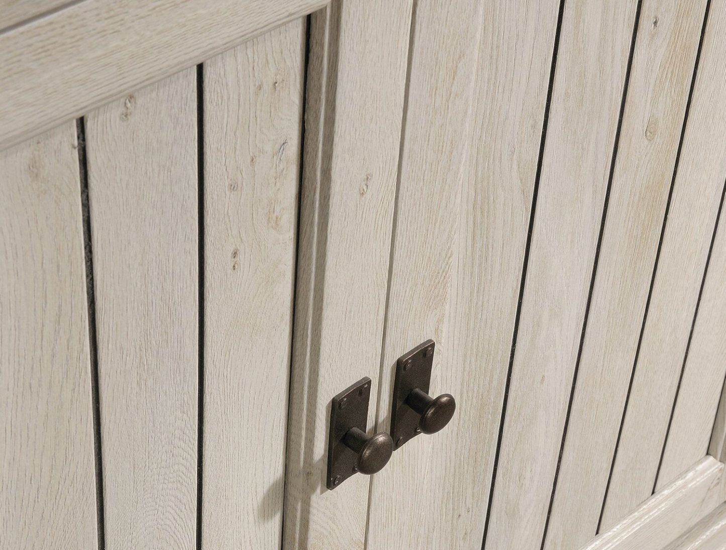 Costa 31.3 Accent Storage Cabinet - Chalked Chestnut|Armoire de rangement décoratif Costa de 31,3 po - marron blanc