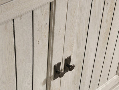 Costa 31.3 Accent Storage Cabinet - Chalked Chestnut|Armoire de rangement décoratif Costa de 31,3 po - marron blanc