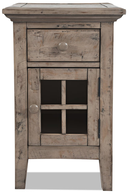 Rocco 16 Chairside Table avec USB - Bois Naturel|Table de fauteuil Rocco de 16 po avec USB - bois naturel