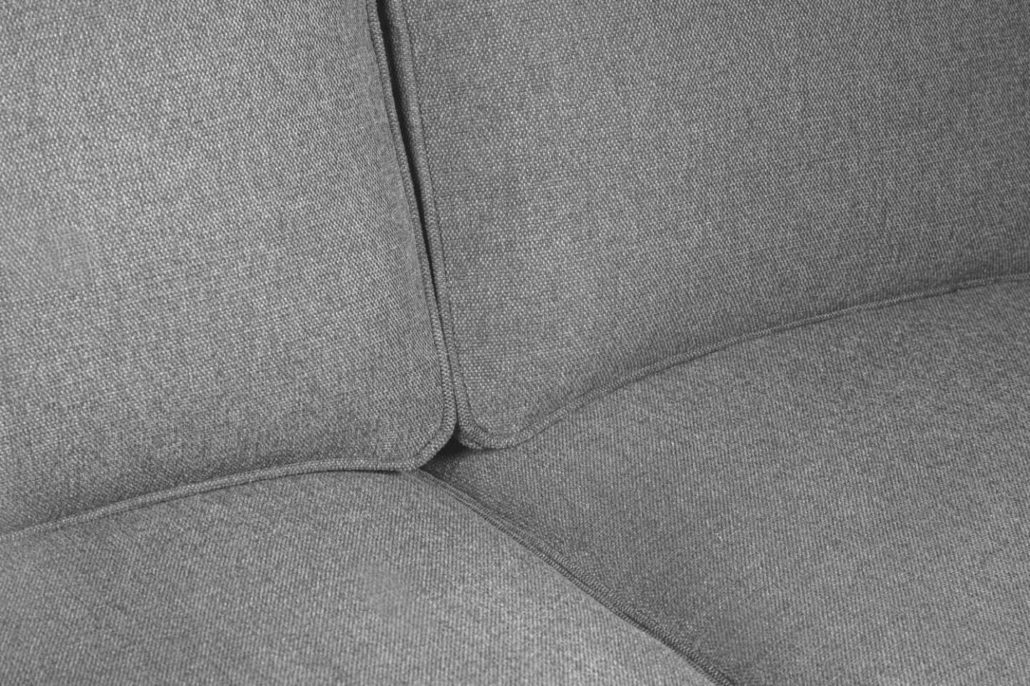 Kort & Co. Causeuse Kassia 65,4 po en tissu d’apparence lin avec base et pattes en bois - grise