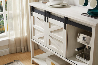 Corbin 47.25 Armoire d'appoint avec portes de grange coulissantes - Chêne blanc|Armoire décorative Corbin de 47,25 po avec portes de grange coulissantes - chêne blanc