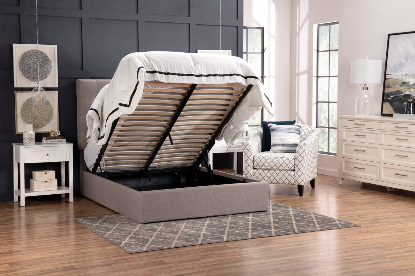 Lit plateforme de rangement rembourré Jace en tissu taupe, capitonné - Pleine grandeur | Lit plateforme rembourré Jace en tissu taupe capitonné avec rangement - format lit double